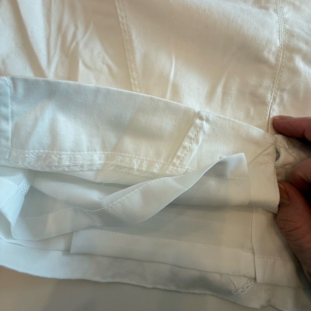 White House Black Market White Skirt - Picture 4 of 11